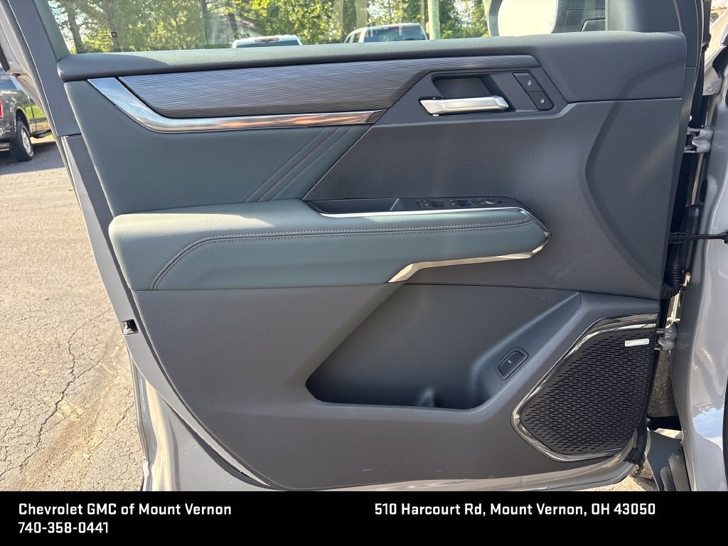 New 2027 GMC Acadia AT4 w/ LPO, Floor Liner Package AWD/4WD image 14