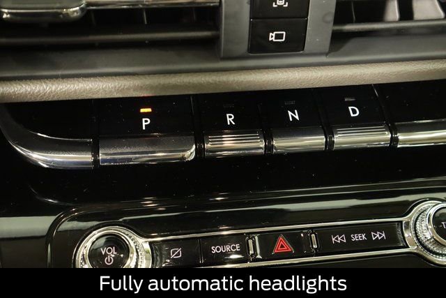 Used 2022 Lincoln Corsair AWD w/ Equipment Group 101A image 52