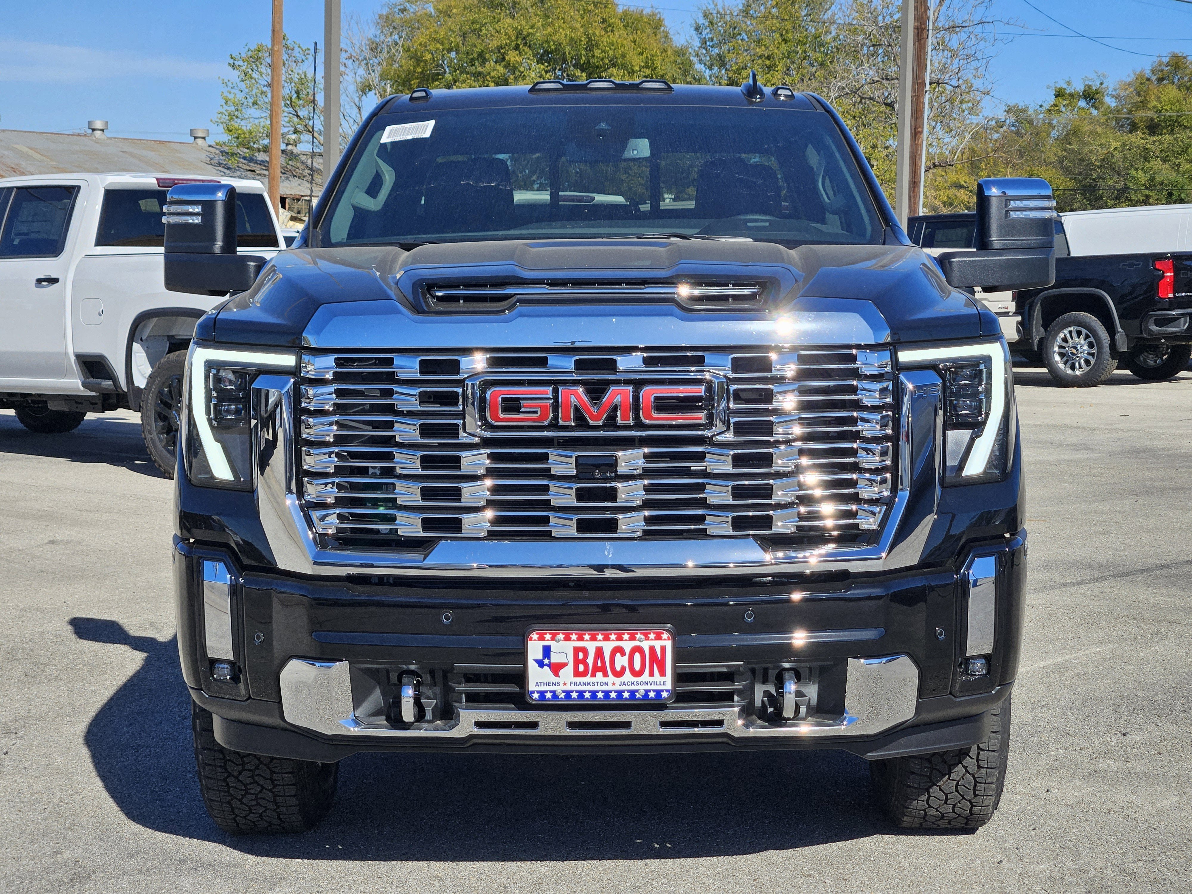 New 2026 GMC Sierra 2500 Denali w/ Max Trailering Package image 2