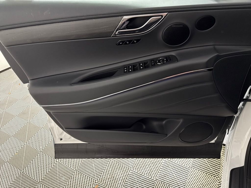 New 2026 Genesis GV80 3.5T e-SC image 12