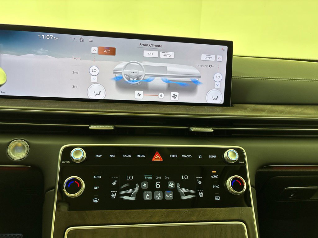 New 2027 Genesis GV80 3.5T Prestige AWD/4WD image 32