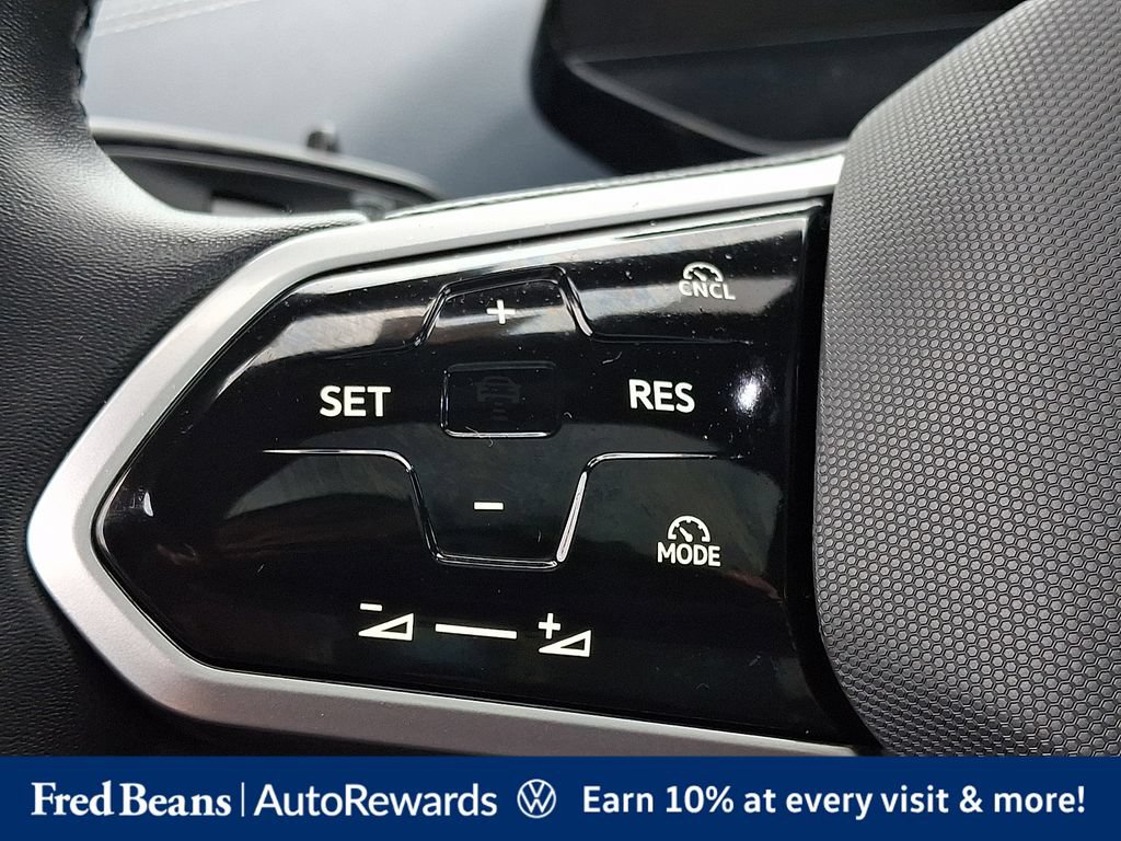 Certified 2025 Volkswagen ID.4 Pro S Plus AWD/4WD image 28