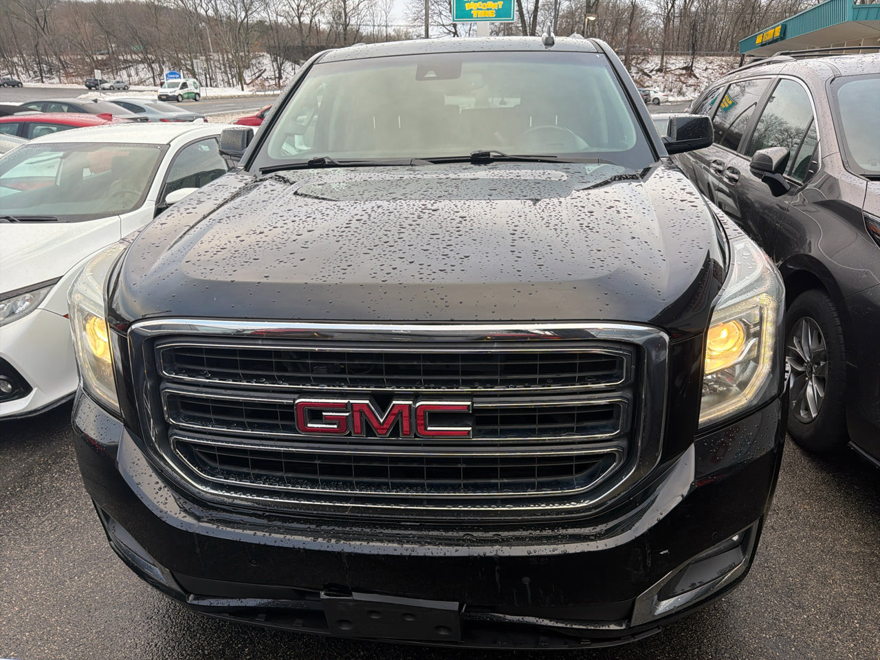 Used 2016 GMC Yukon XL SLT w/ Open Road Package image 2