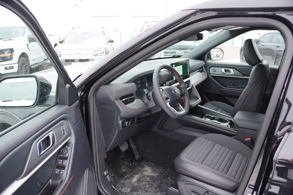 New 2026 Ford Explorer ST-Line image 10