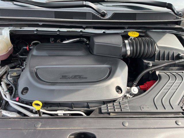 Used 2023 Chrysler Pacifica Touring-L FWD image 35
