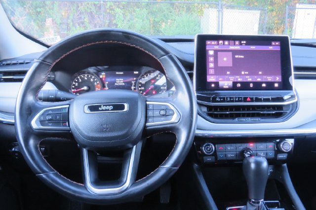 Used 2022 Jeep Compass Limited AWD/4WD image 16