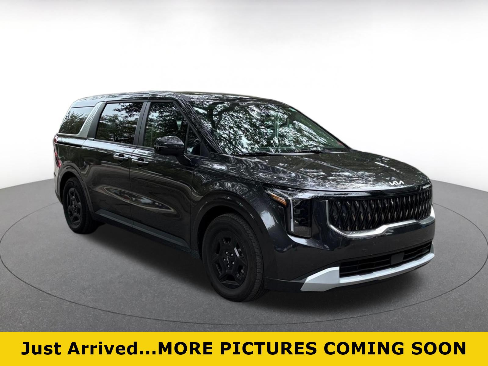 Used 2026 Kia Carnival FWD video 1