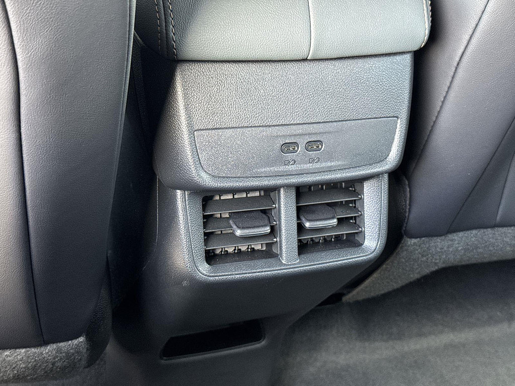 New 2026 GMC Terrain AT4 w/ Technology Package II AWD/4WD image 25