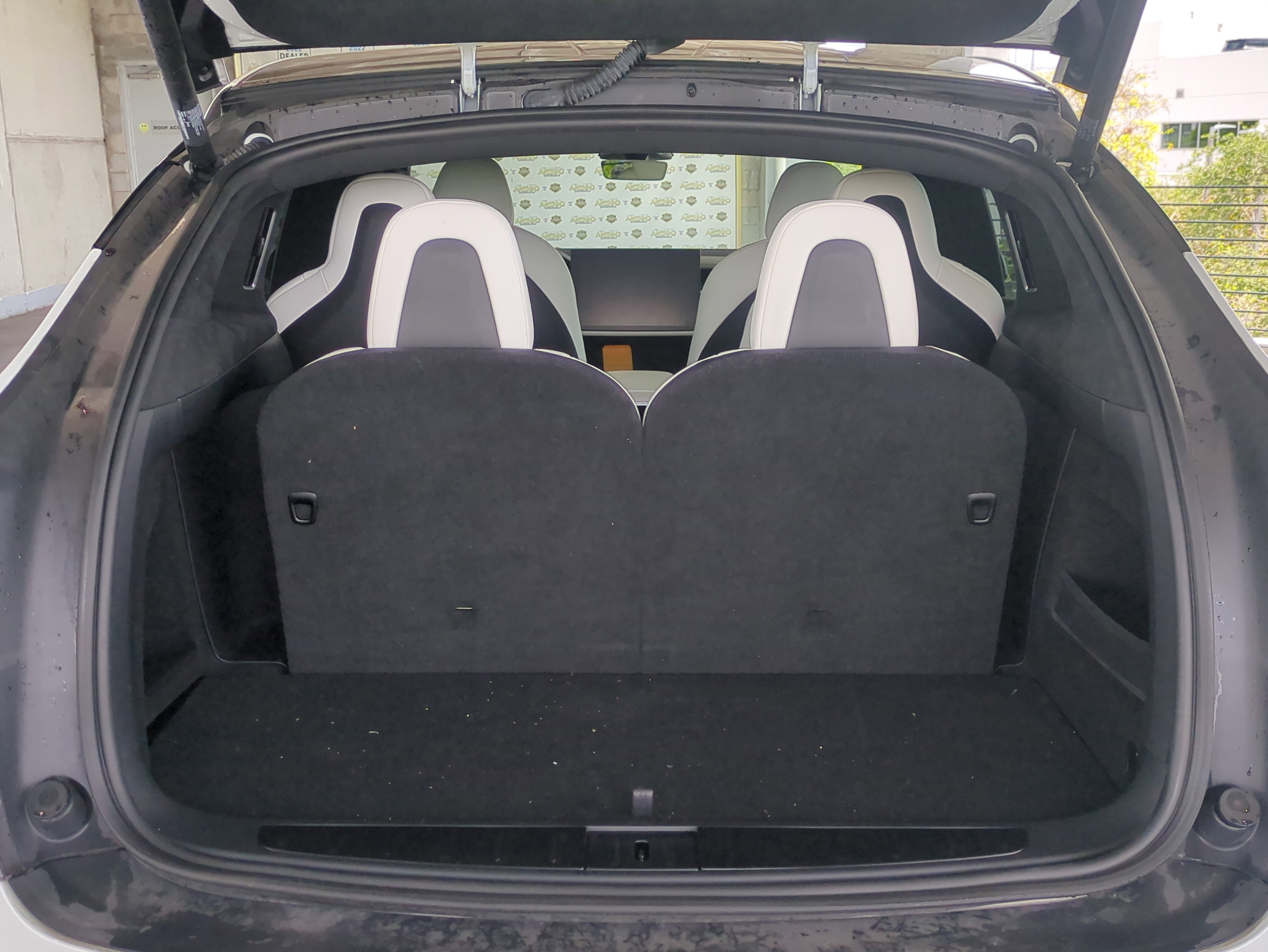 Used 2022 Tesla Model X Plaid image 13