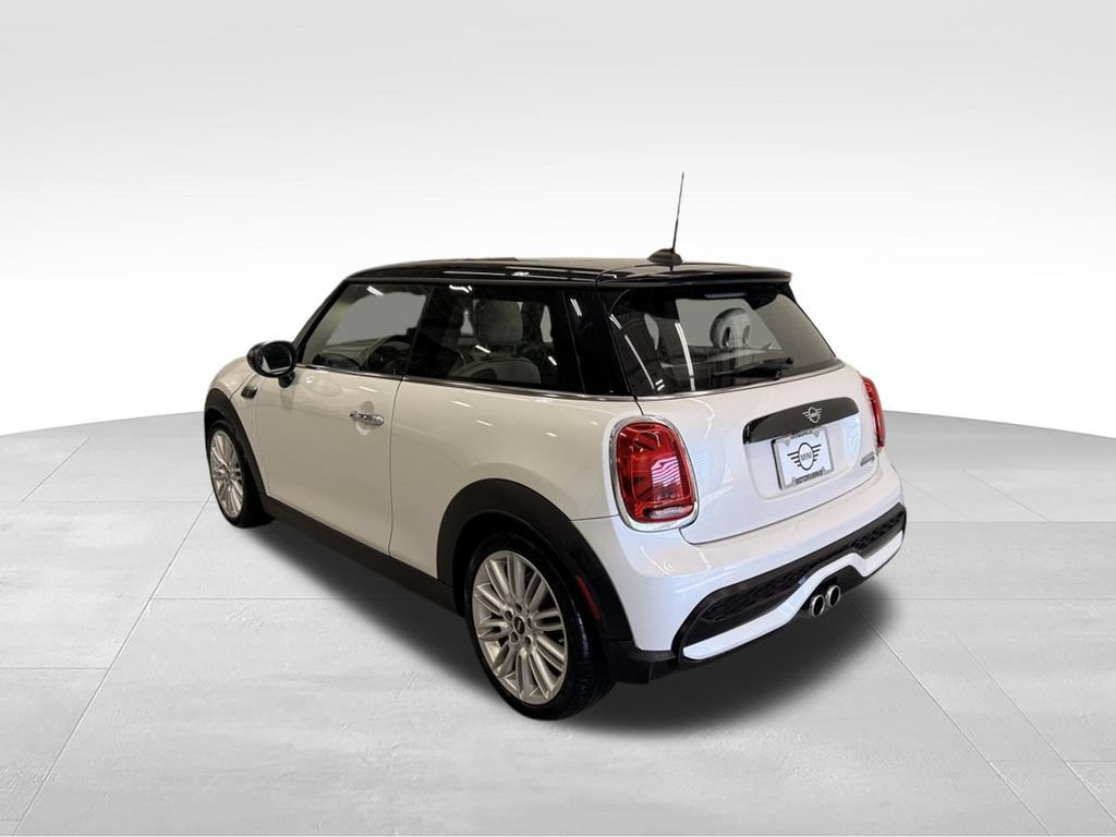 Used 2024 MINI Cooper S FWD image 3