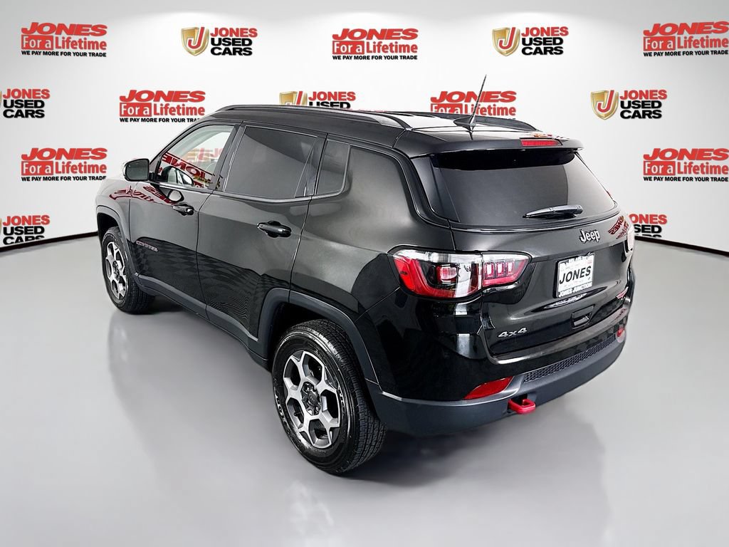 Used 2022 Jeep Compass Trailhawk w/ Trailhawk Convenience Group AWD/4WD image 2