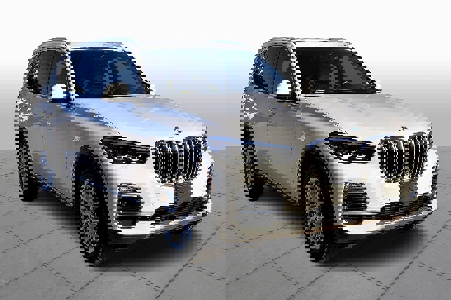 Used 2020 BMW X5 sDrive40i w/ Premium Package image 2