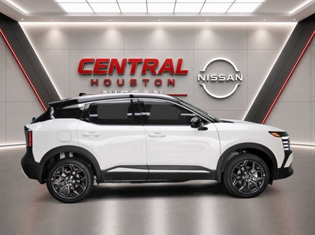 New 2027 Nissan Kicks SR w/ SR Premium Package FWD image 5