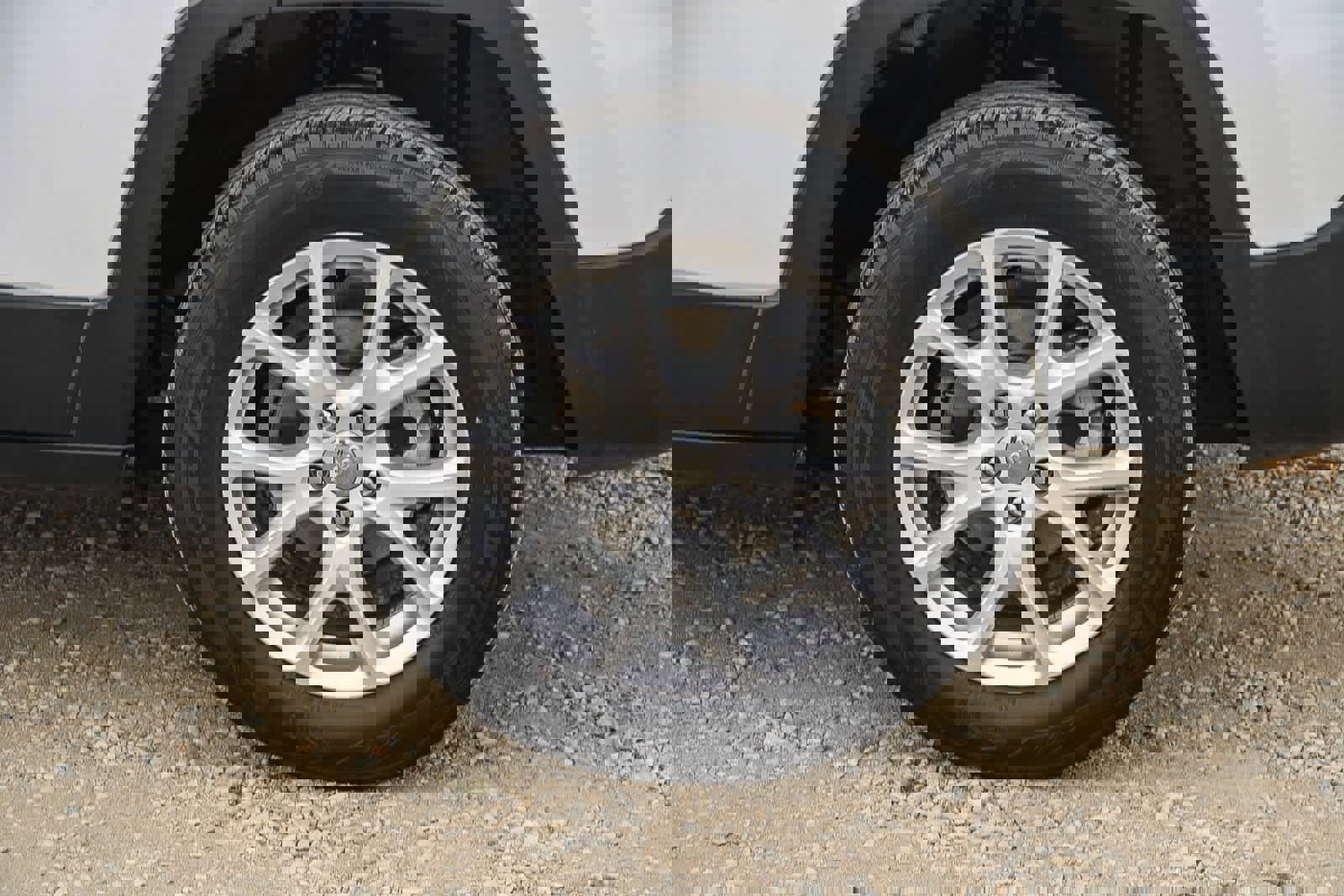 Used 2018 Jeep Cherokee Latitude image 10