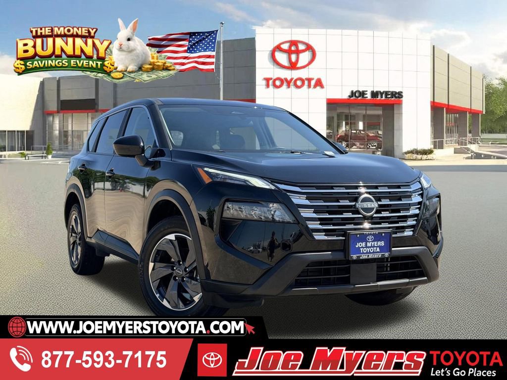 Used 2025 Nissan Rogue SV FWD image 1
