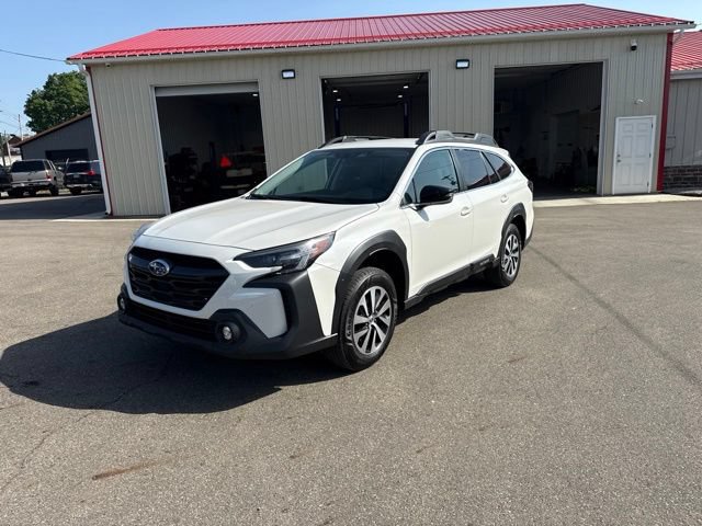 Used 2023 Subaru Outback Premium AWD/4WD image 7