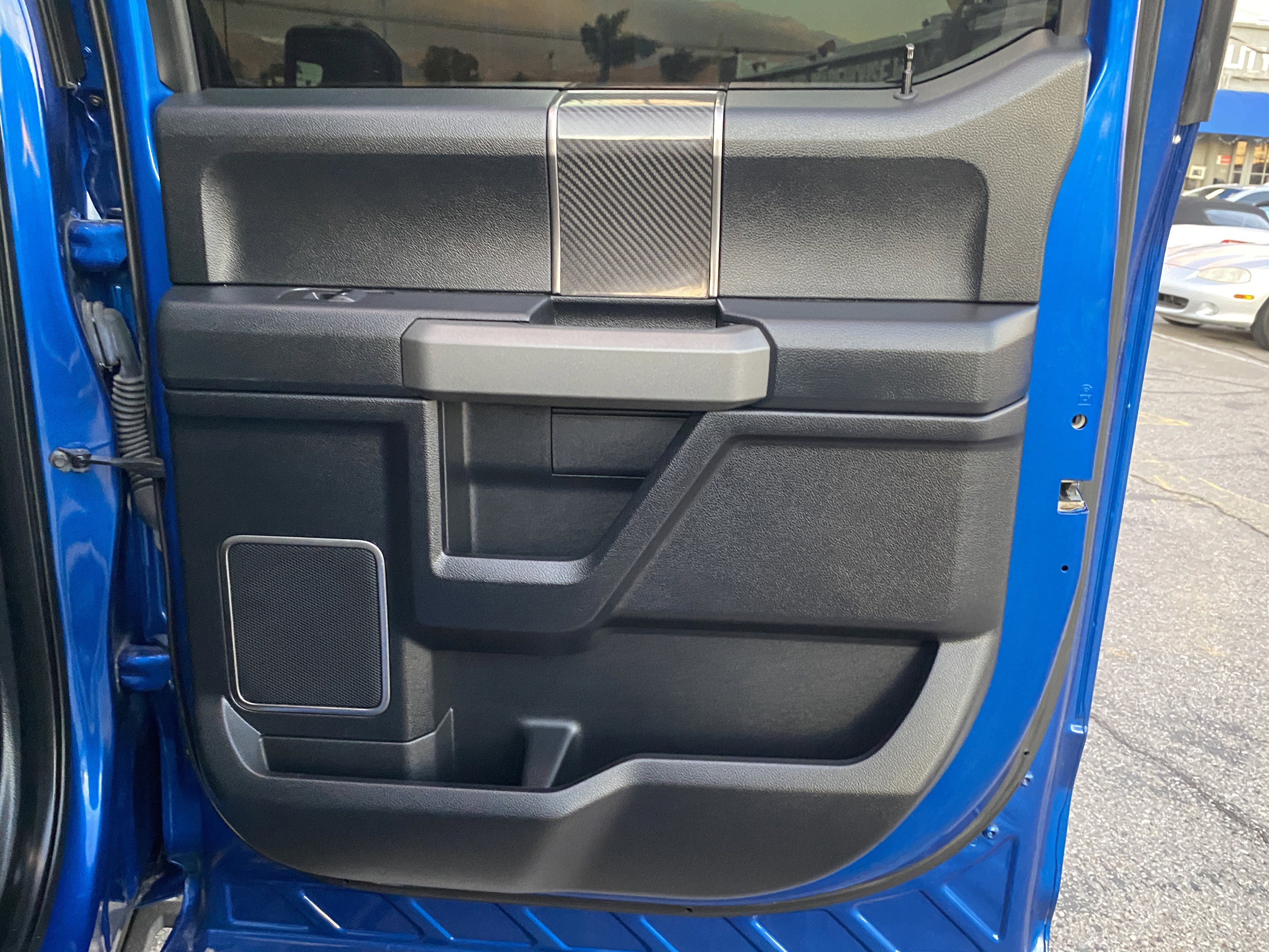 Used 2018 Ford F150 Raptor w/ Equipment Group 802A Luxury image 22