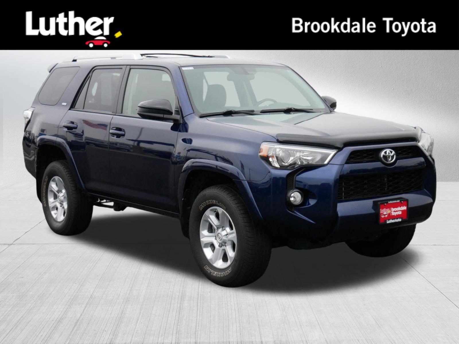Used 2018 Toyota 4Runner SR5 w/ Convenience Package AWD/4WD image 1