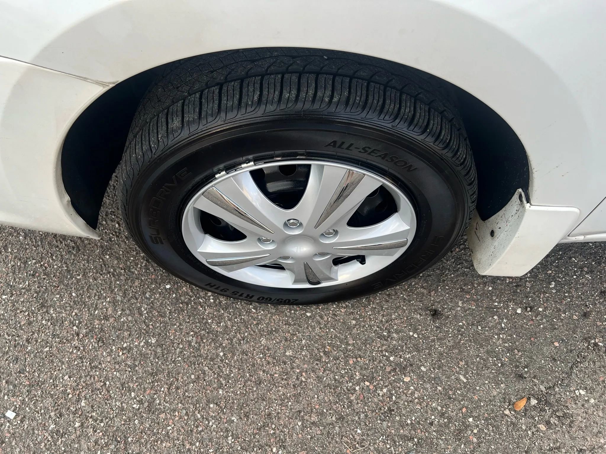 Used 2011 Nissan Sentra 2.0 FWD image 13