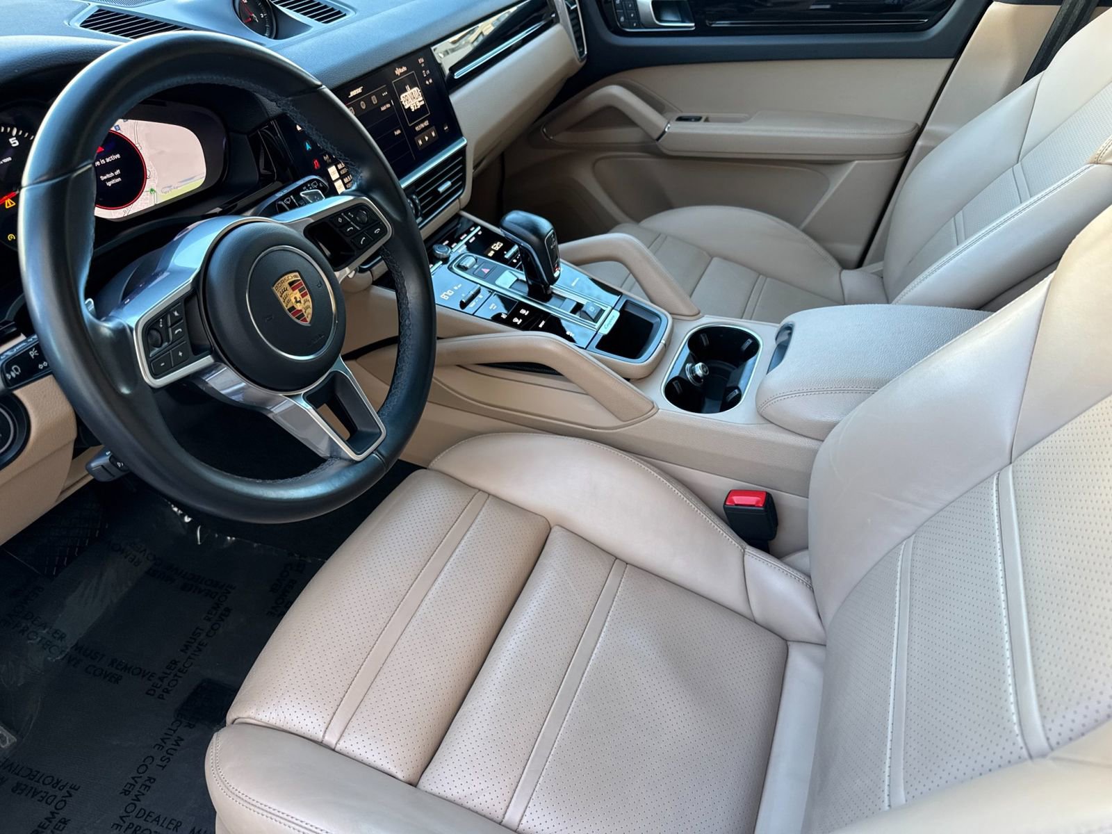 Certified 2023 Porsche Cayenne image 4