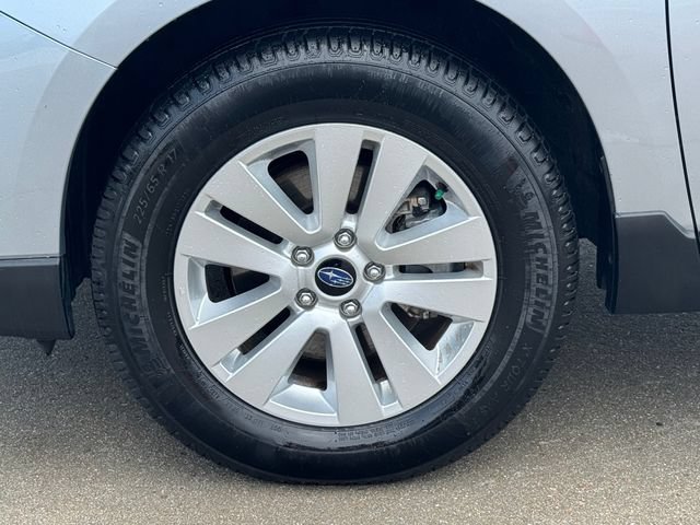 Used 2018 Subaru Outback 2.5i Premium AWD/4WD image 7