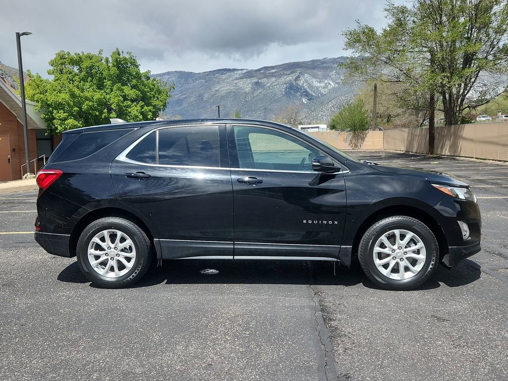 Used 2019 Chevrolet Equinox LT AWD/4WD image 2