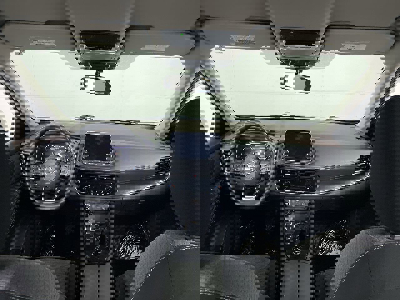 Used 2022 Nissan Rogue SV image 27