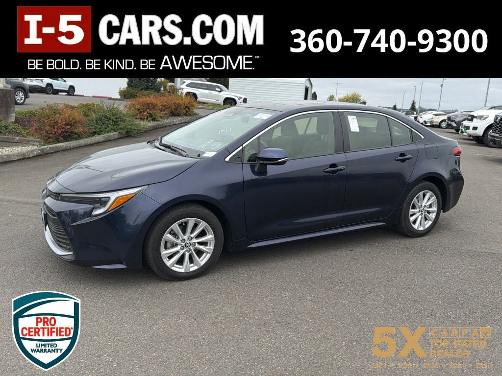 Used 2025 Toyota Corolla XLE FWD image 1