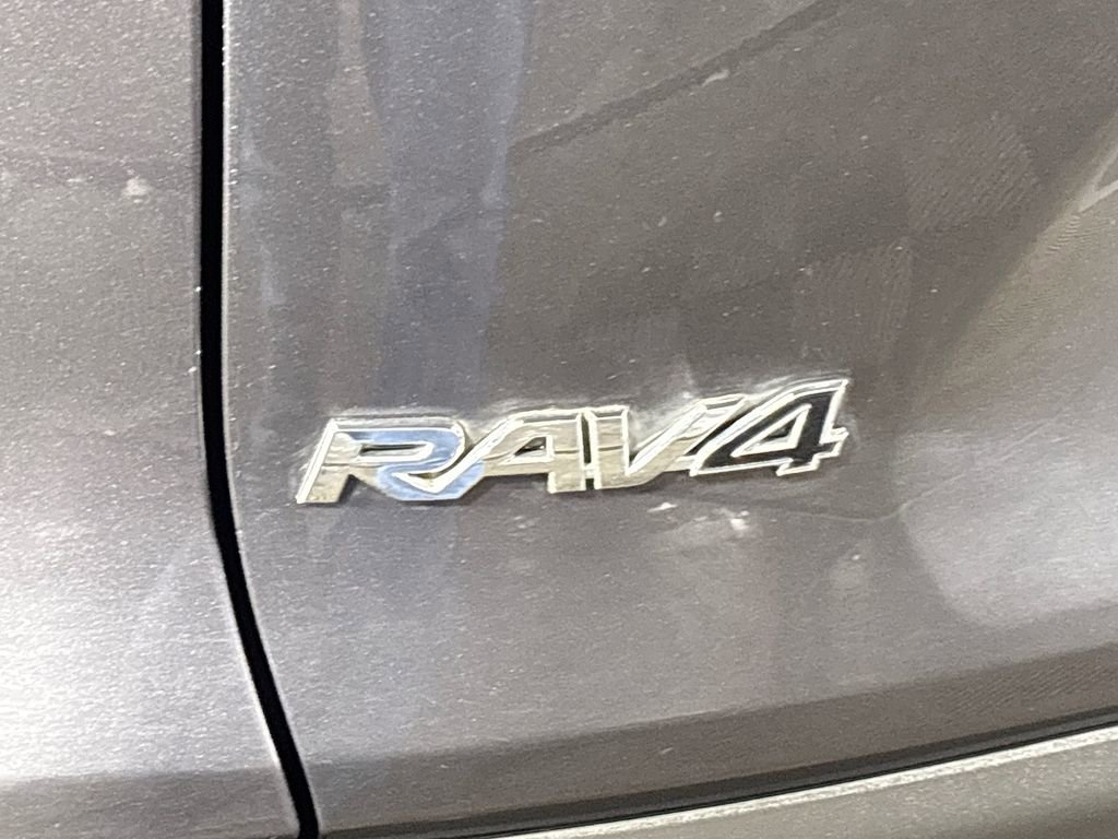 Used 2024 Toyota RAV4 LE AWD/4WD image 23
