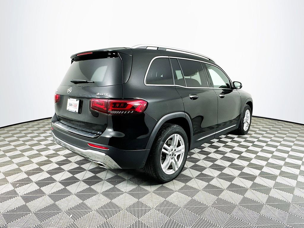 Used 2023 Mercedes-Benz GLB 250 4MATIC image 9