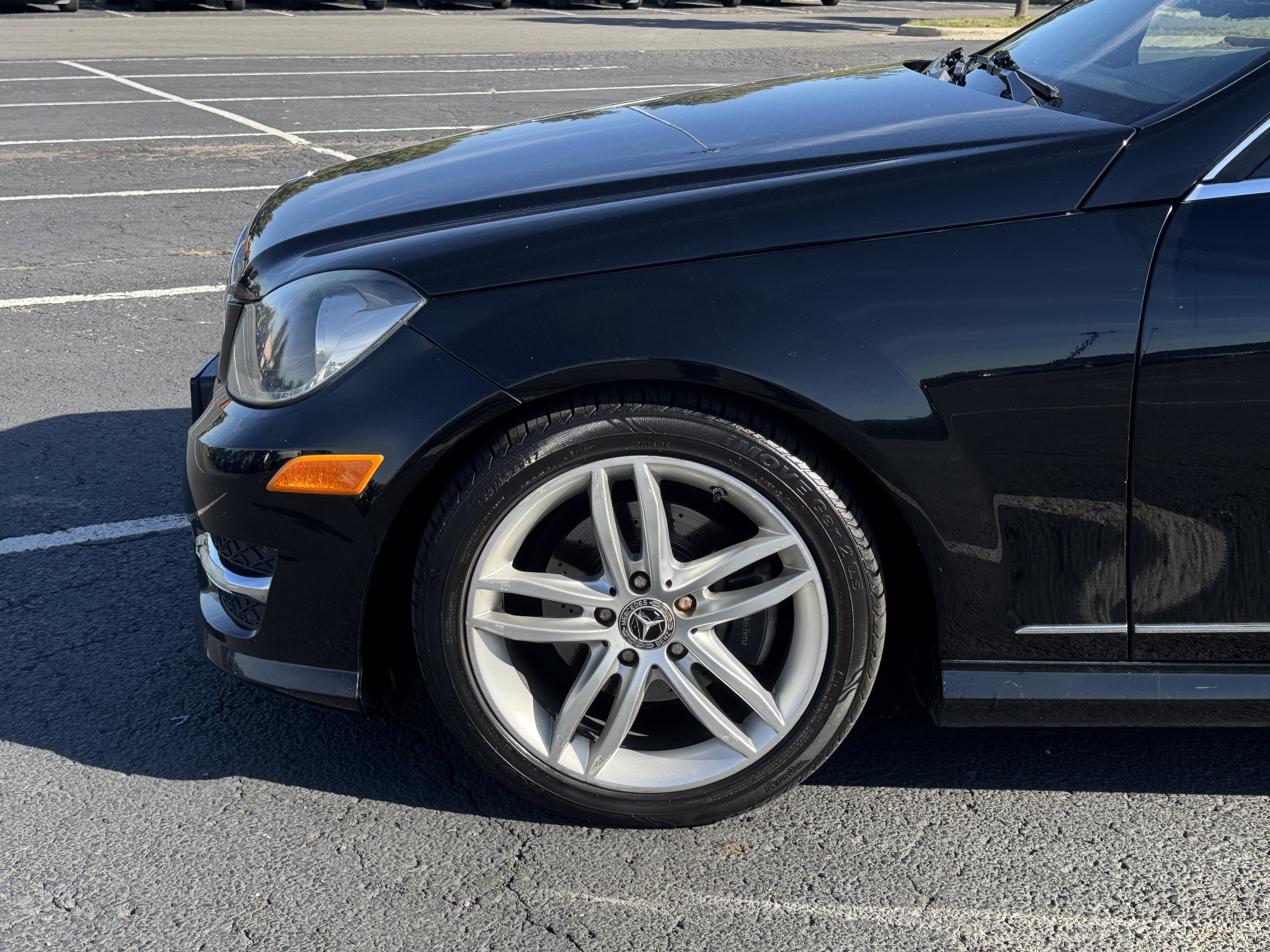 Used 2012 Mercedes-Benz C 300 4MATIC Sedan image 31
