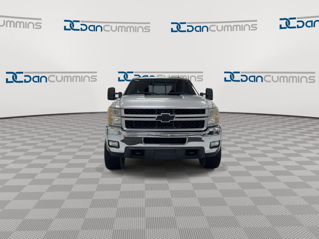 Used 2011 Chevrolet Silverado 2500 LTZ w/ LTZ Plus Package AWD/4WD image 3