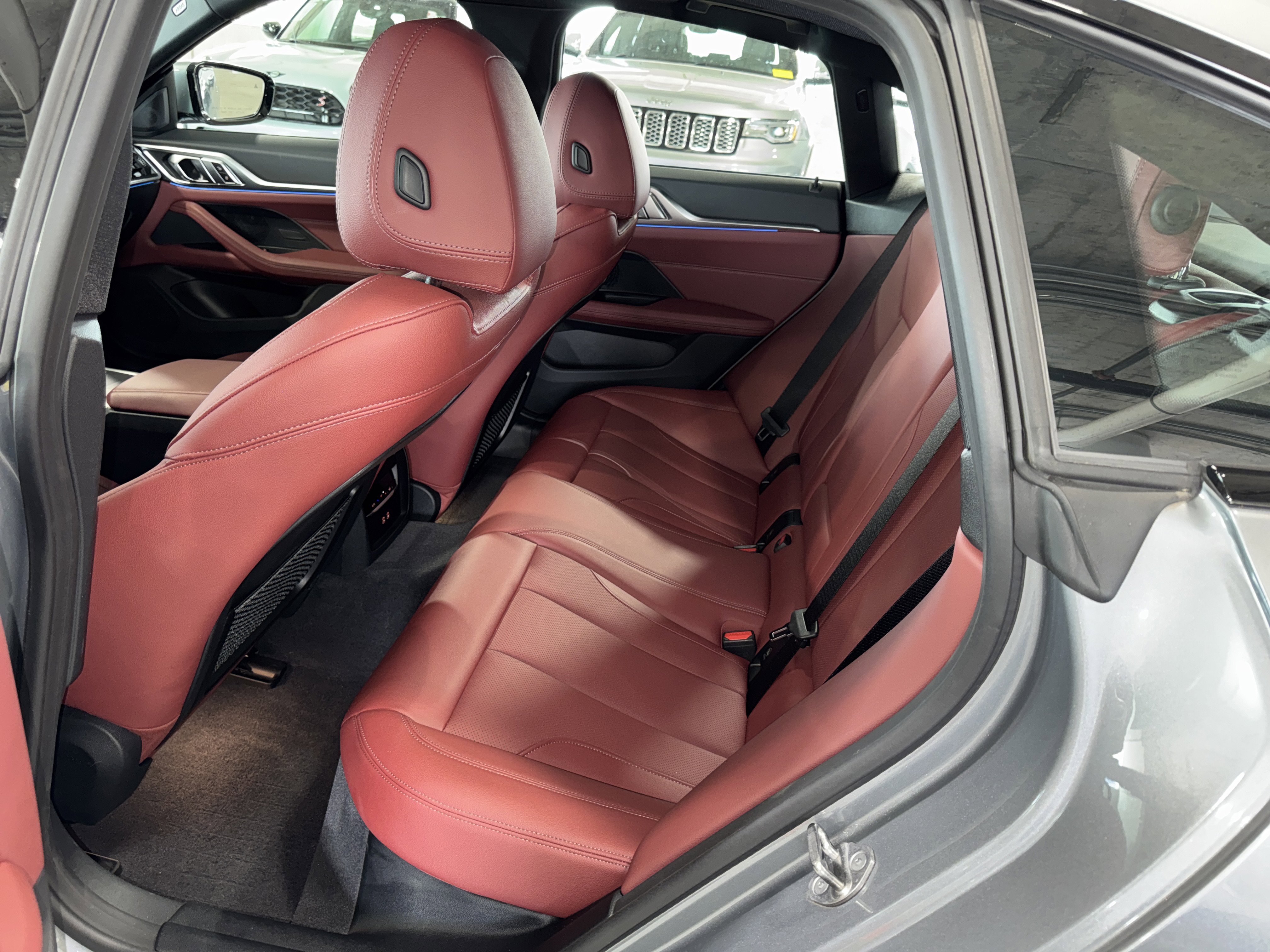 Used 2023 BMW i4 eDrive35 w/ Premium Package RWD image 15