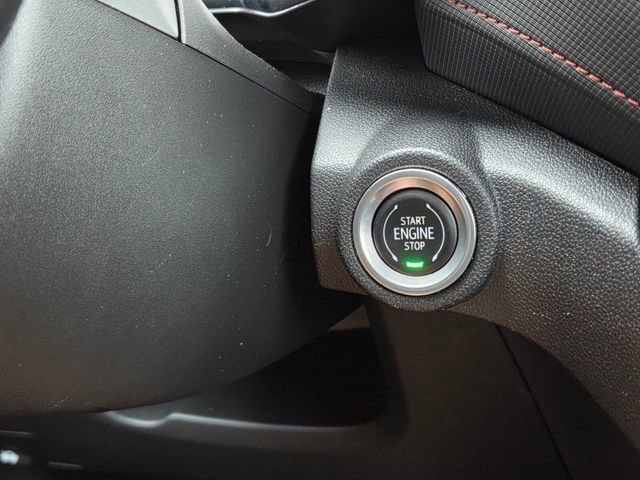 Used 2021 Chevrolet TrailBlazer RS w/ Convenience Package image 35