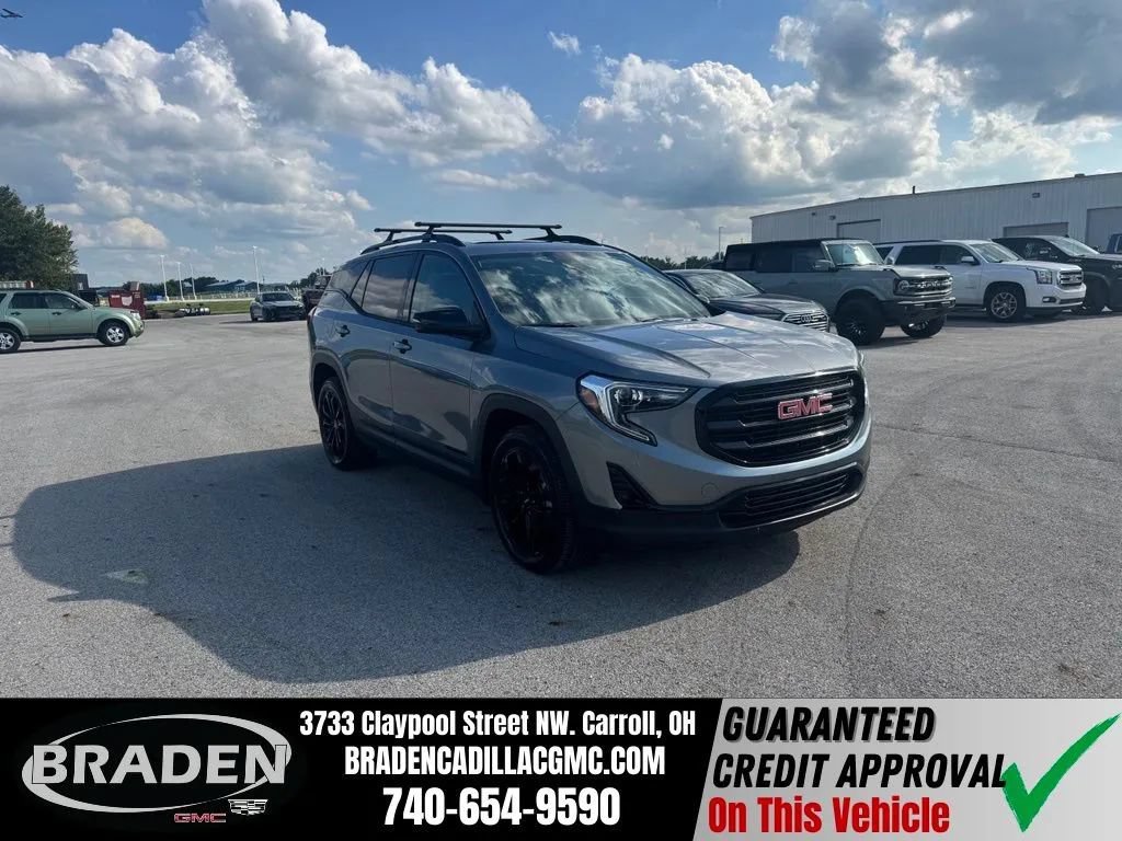 Used 2020 GMC Terrain SLT w/ Preferred Package AWD/4WD image 1