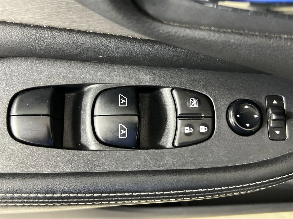 Certified 2023 Nissan Murano SV image 15