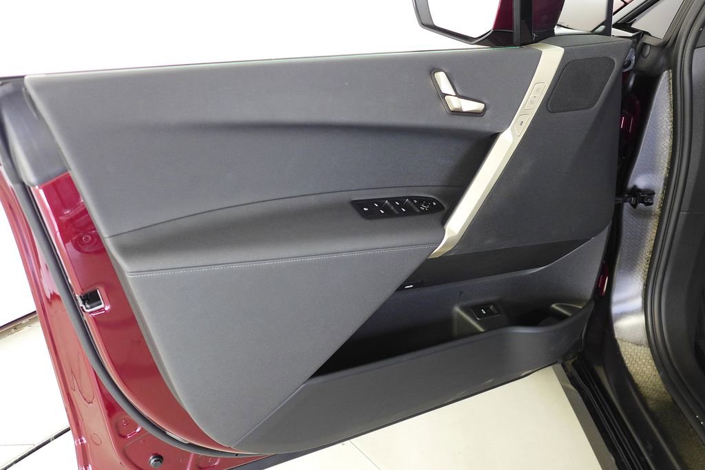 Certified 2023 BMW iX xDrive50 w/ Sport Package image 10