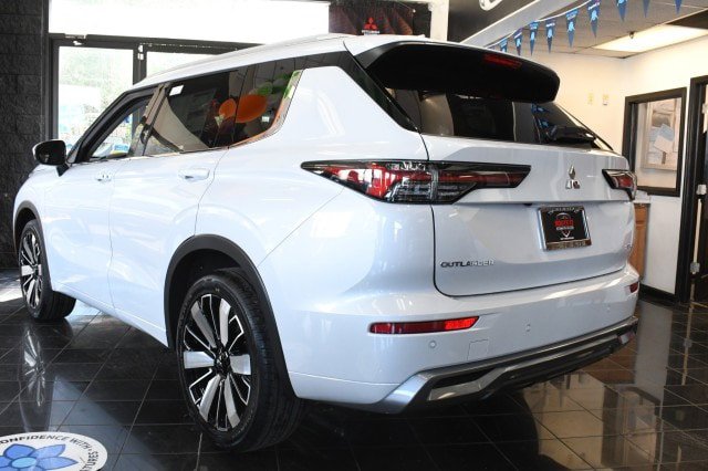New 2026 Mitsubishi Outlander SEL AWD/4WD image 13