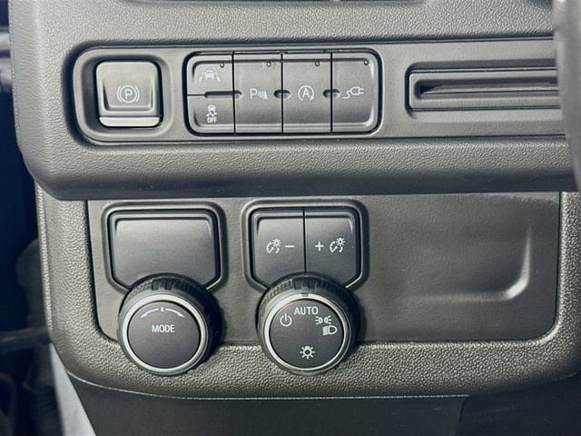 Used 2022 Chevrolet Tahoe LS RWD image 10