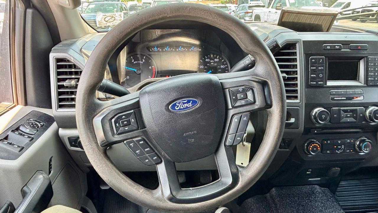 Used 2017 Ford F550 2WD SuperCab Super Duty image 17