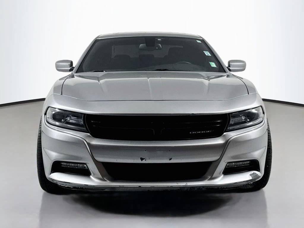 Used 2016 Dodge Charger SXT w/ AWD Plus Group image 2