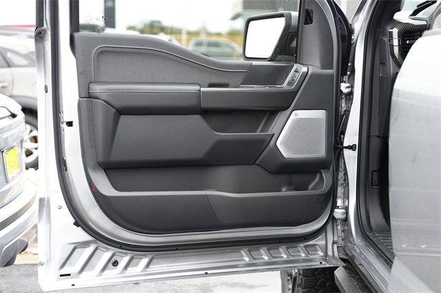 New 2025 Ford F150 Lariat w/ Equipment Group 502A High image 39