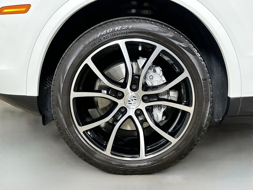 Used 2019 Porsche Cayenne image 39
