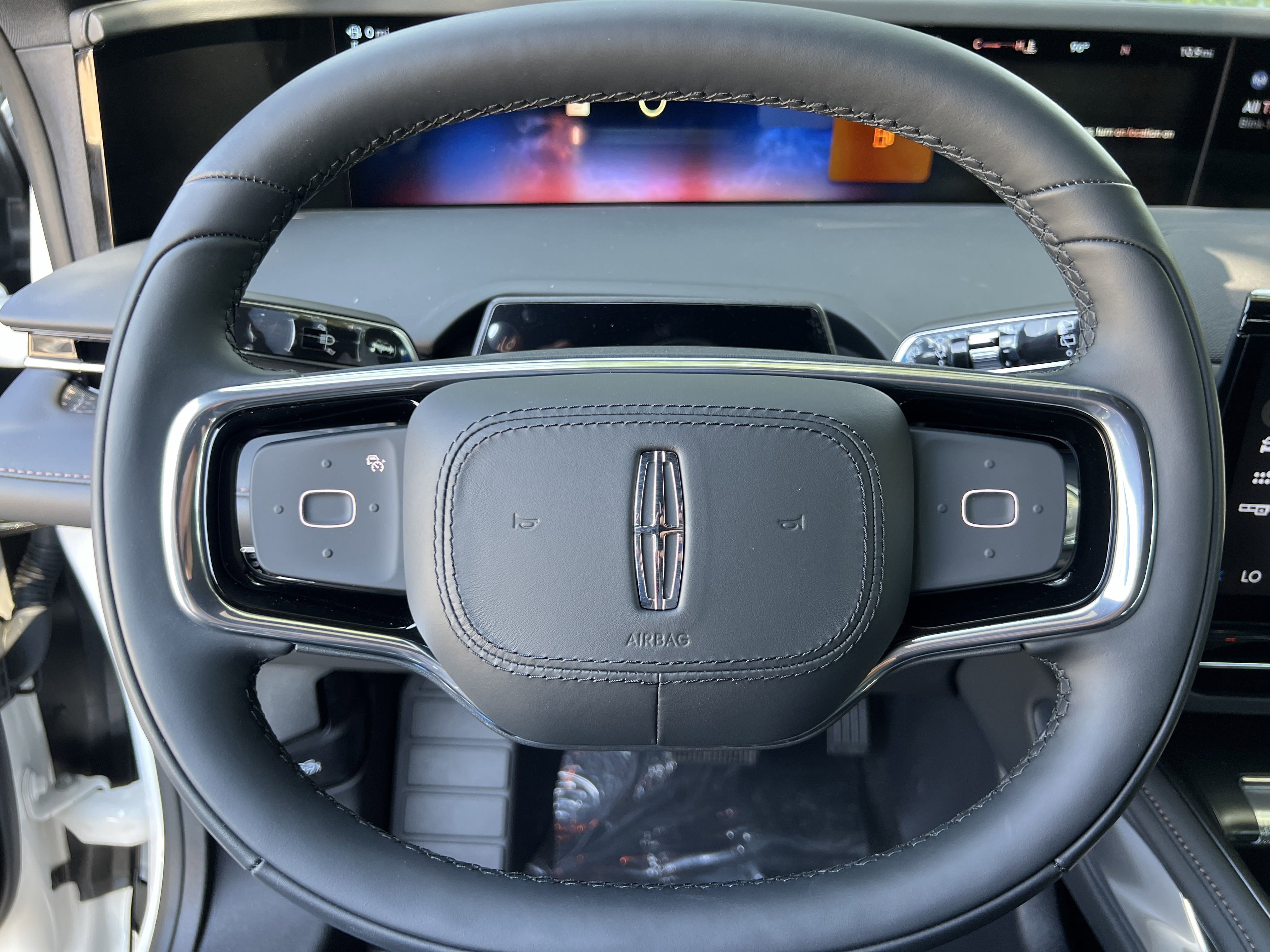 New 2025 Lincoln Nautilus Premier w/ Jet Appearance Package image 17