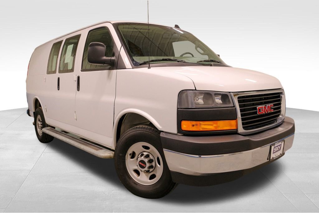 Used 2024 GMC Savana 2500 w/ Driver Convenience Package image 11