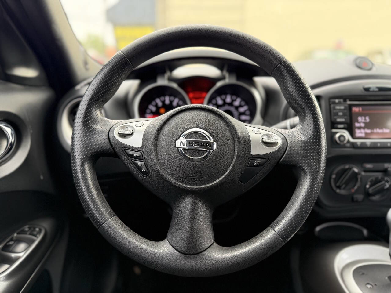 Used 2016 Nissan Juke S image 15