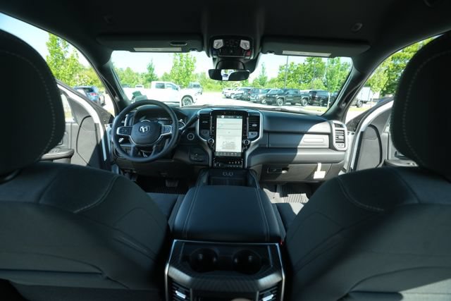 New 2026 RAM 2500 Big Horn AWD/4WD image 21