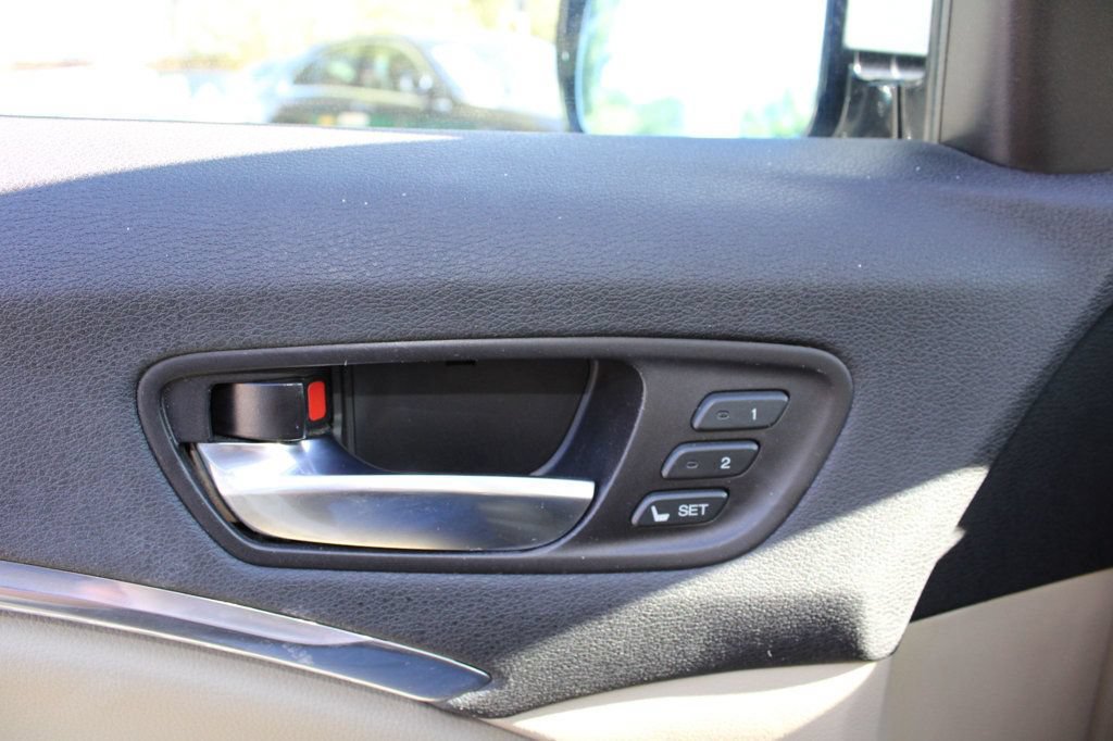 Used 2014 Acura MDX FWD image 35