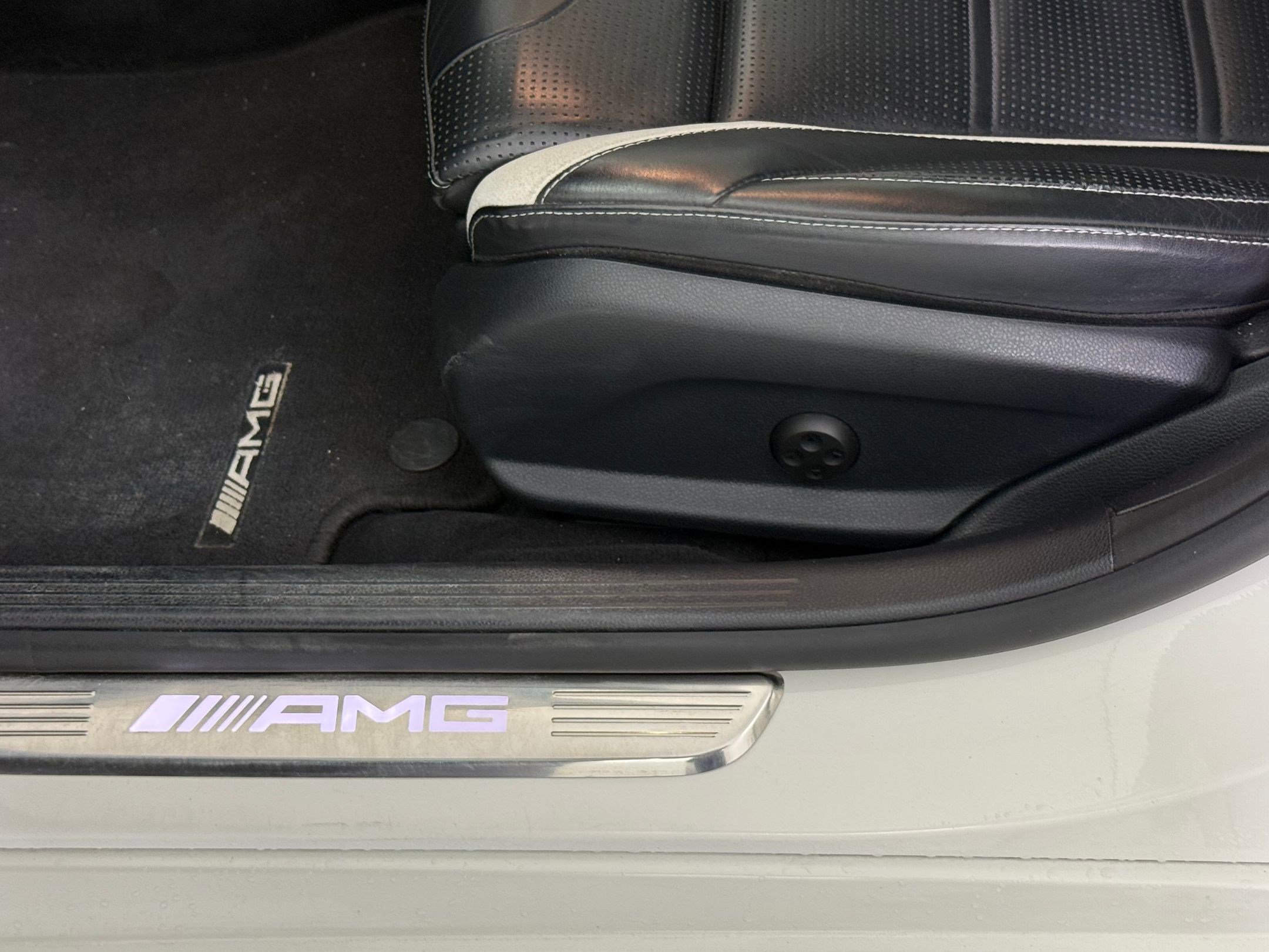 Used 2015 Mercedes-Benz C 63 AMG S image 25