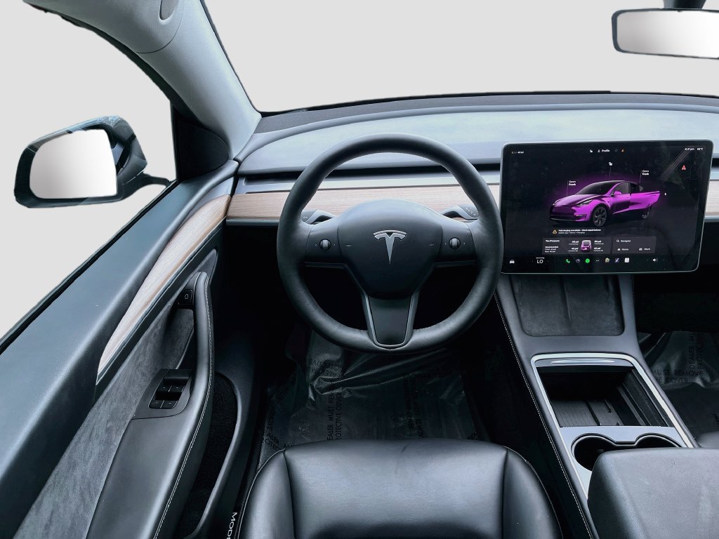 Used 2025 Tesla Model Y Long Range RWD image 22